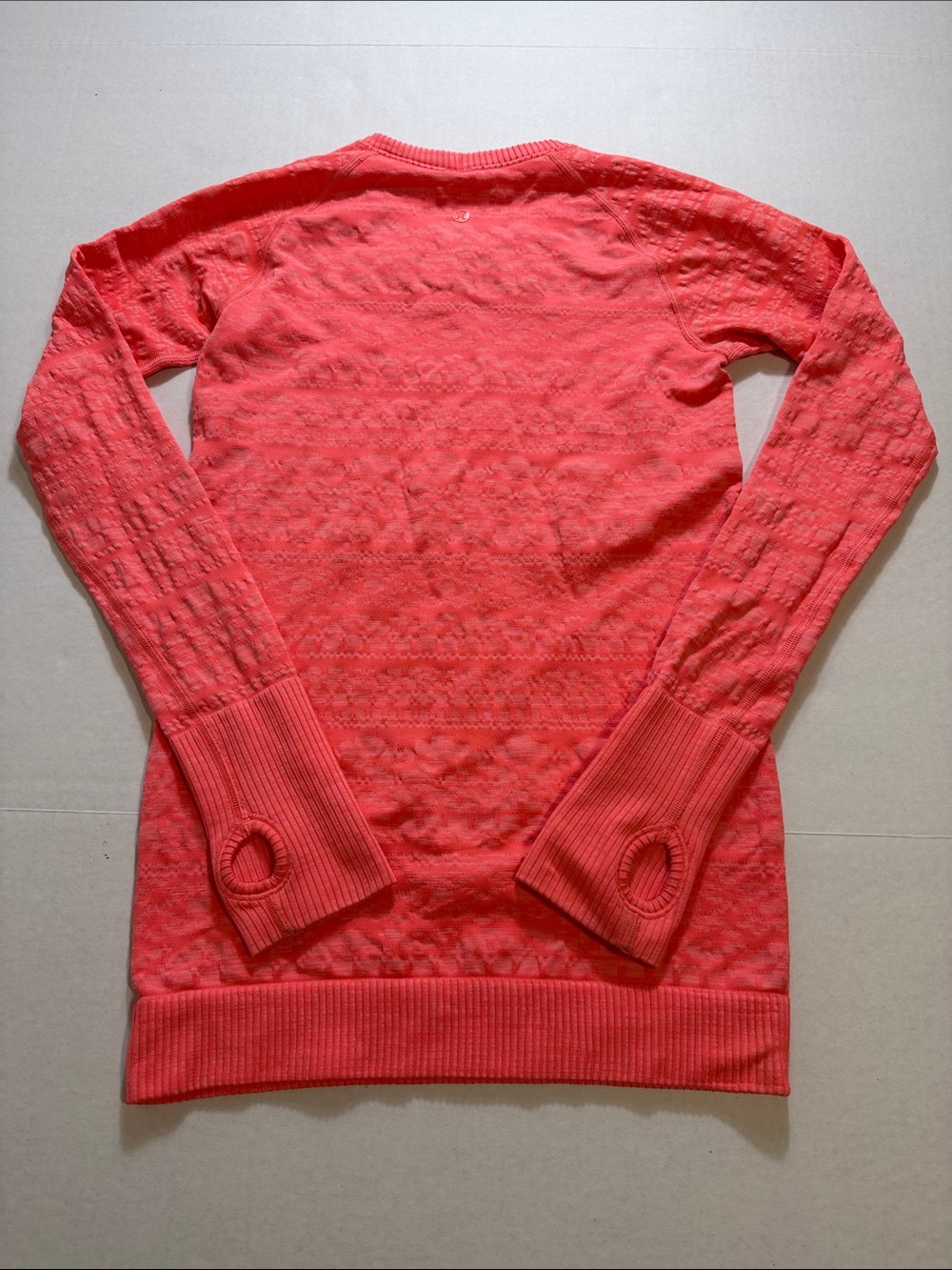 Lululemon Swiftly Rest Less Pullover - Picture 4 of 5